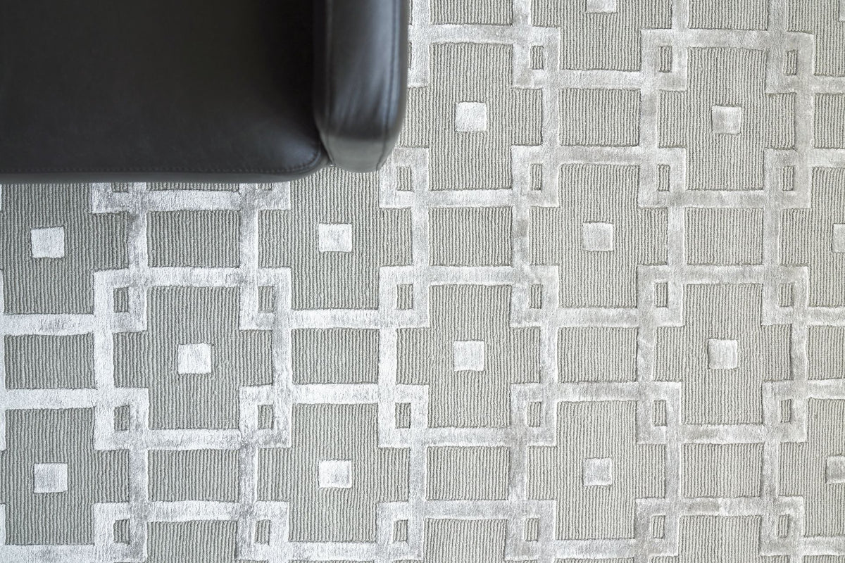 Exquisite Rugs Metro Velvet Handmade Hand-Knotted New Zealand Wool and Viscose Area Rug