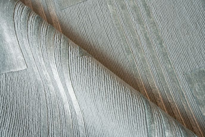 Exquisite Rugs Metro Velvet Handmade Hand-Knotted New Zealand Wool and Viscose Area Rug