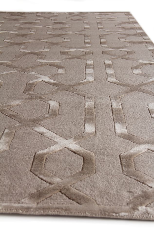 Exquisite Rugs Metro Velvet Handmade Hand-Knotted New Zealand Wool and Viscose Area Rug
