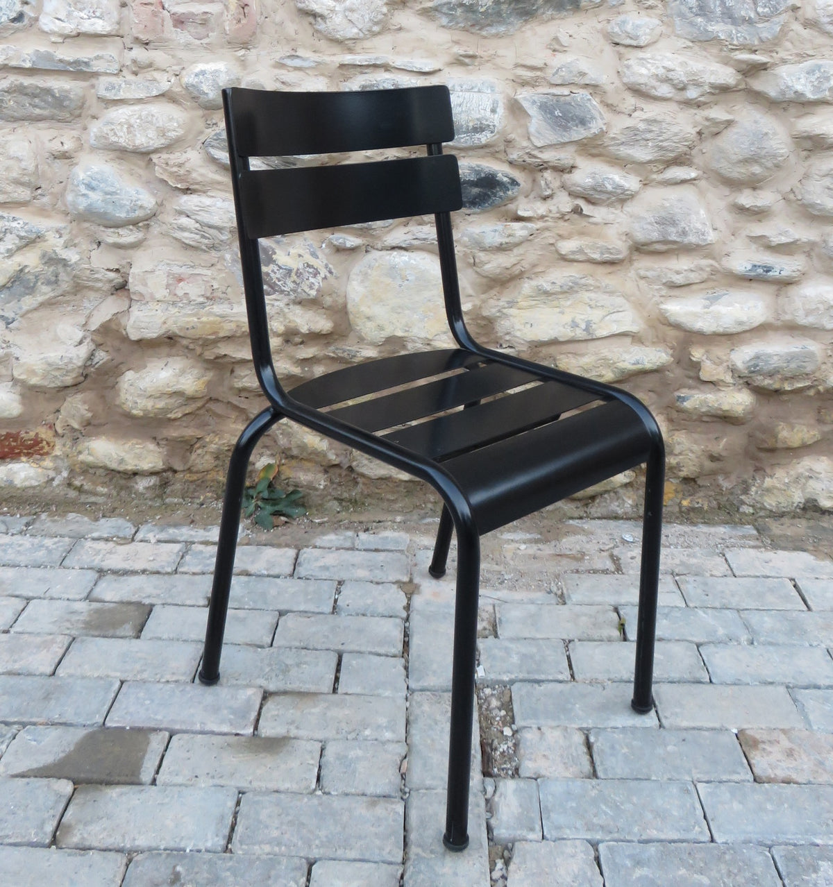 Furniture Designhouse Senat Bistro Chairs - Stackable - Powder Coated Tubular Steel Frame - Set of Two