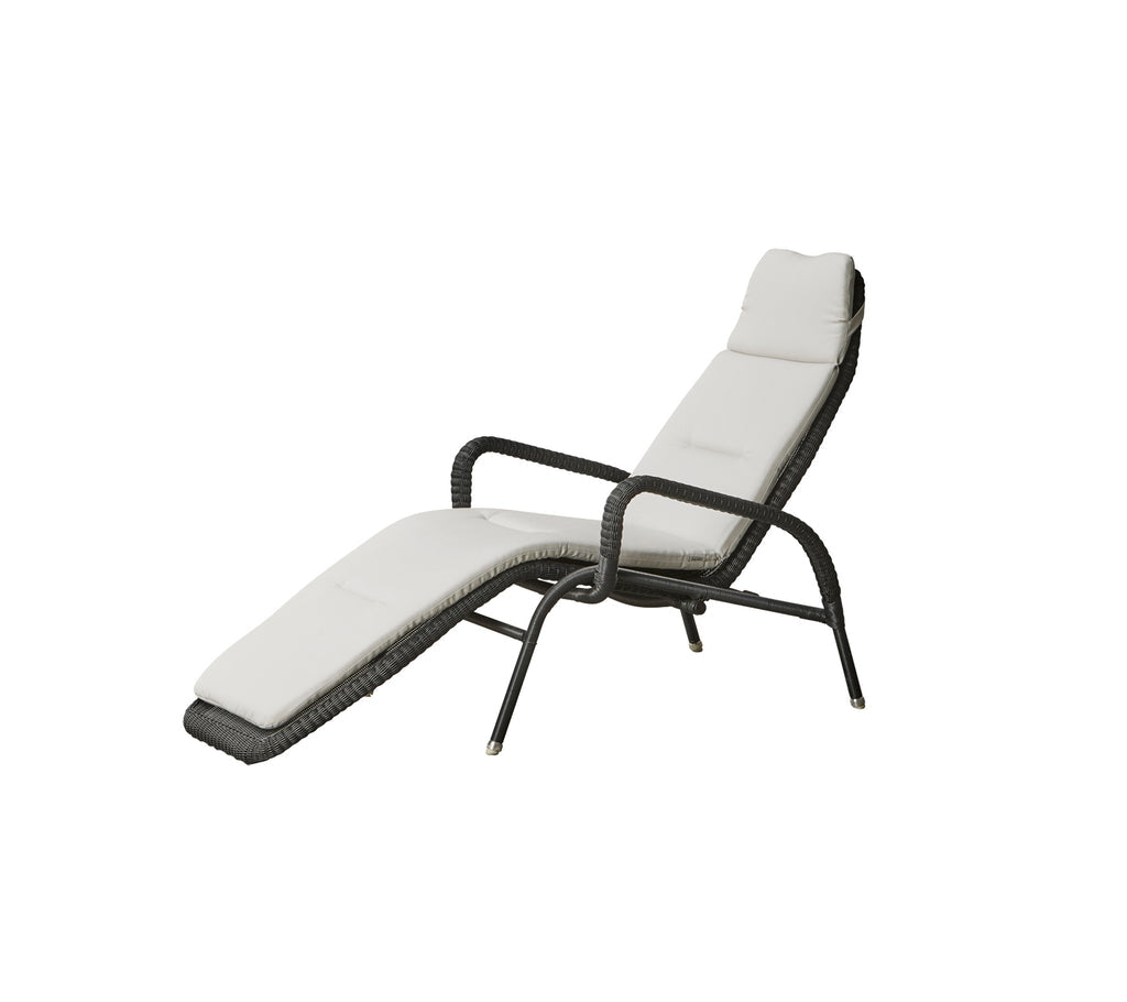 Cane-Line Sunrise Sunchair - Stackable - Sonnet Commercial