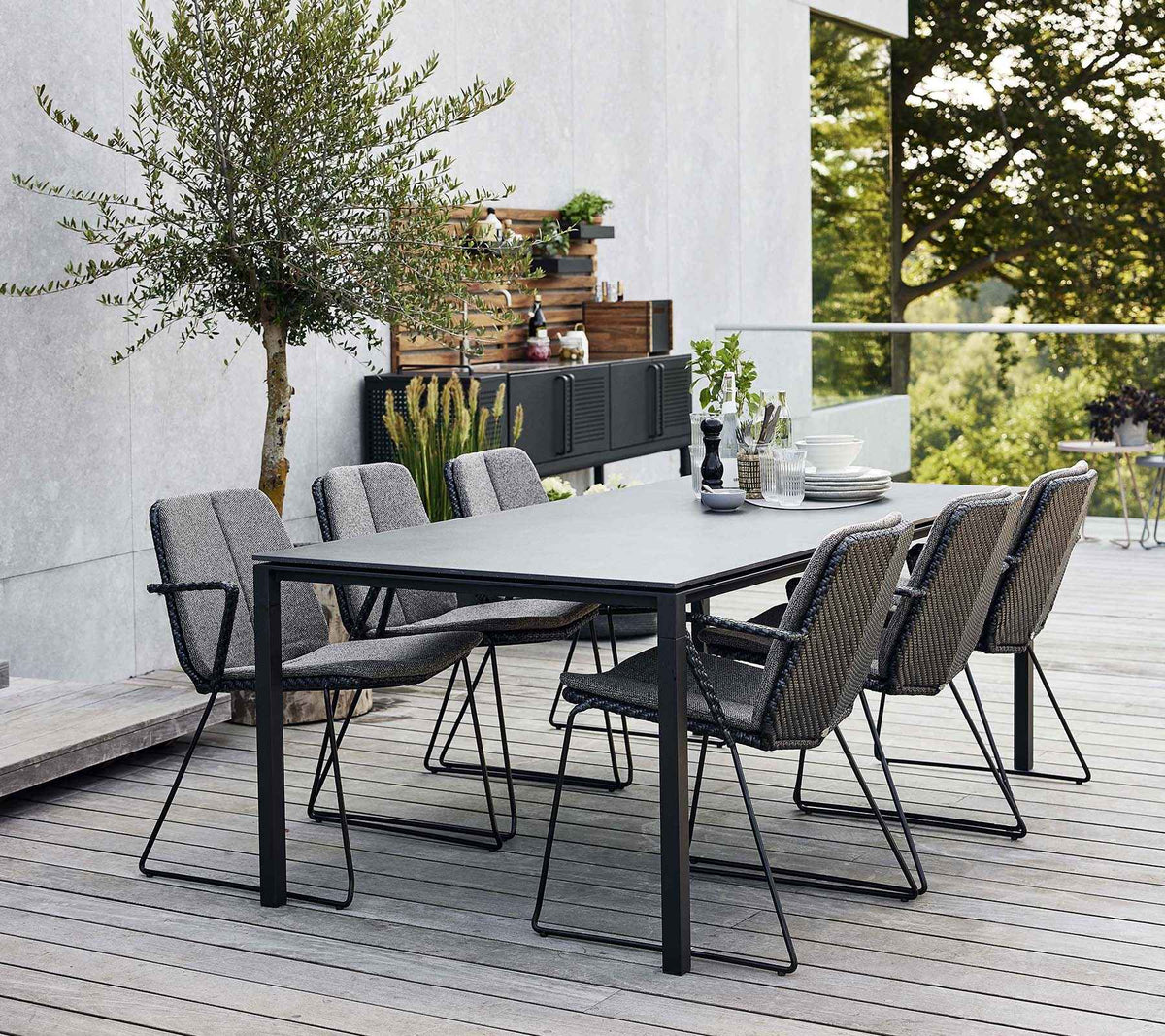 Cane-Line Vision Armchair - Stackable