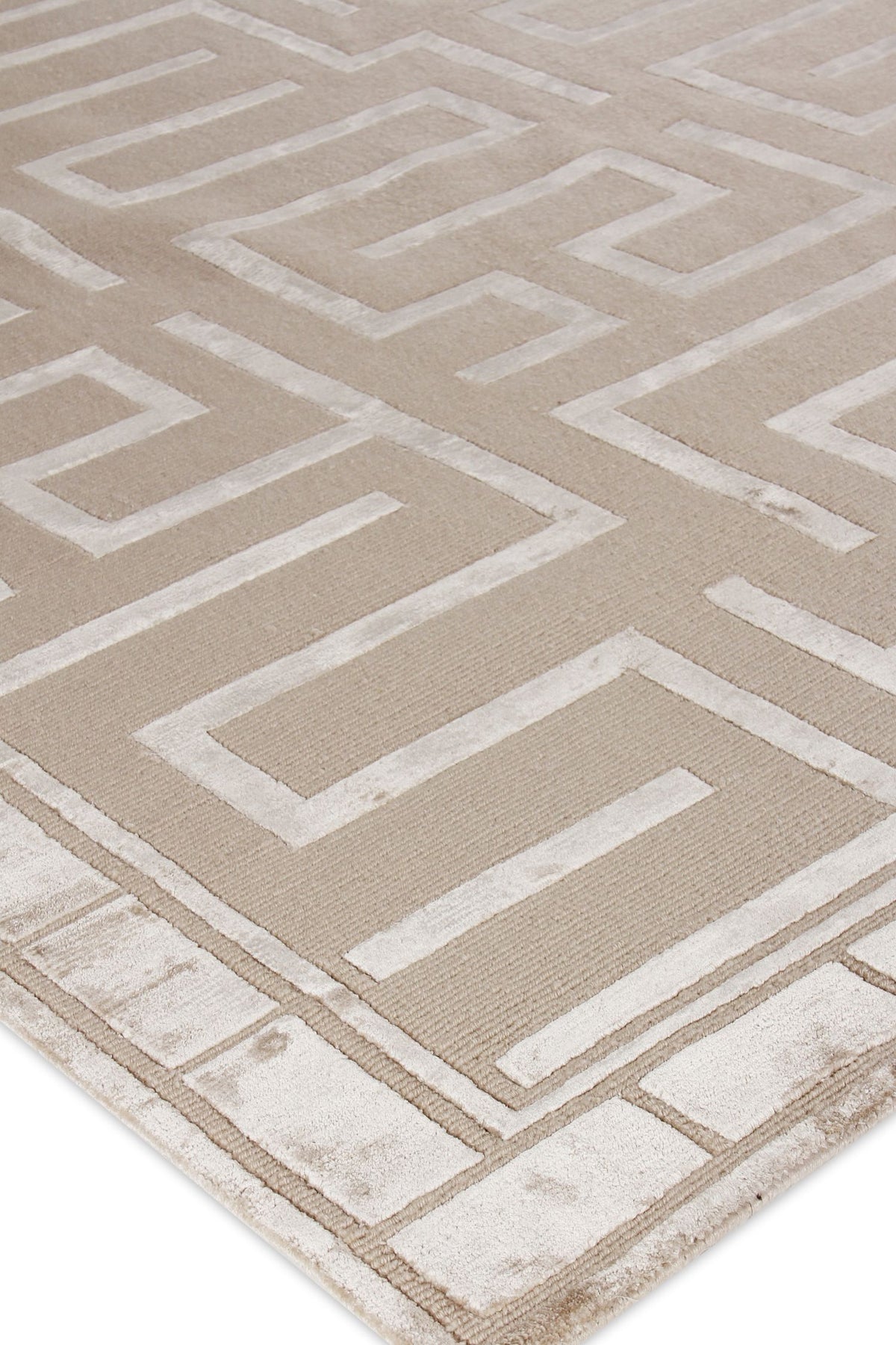Exquisite Rugs Metro Velvet Handmade Hand-Knotted New Zealand Wool and Viscose  Area Rug