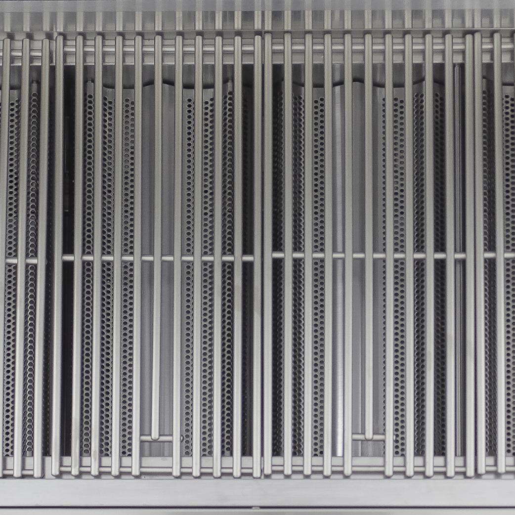Blaze Grills 40-Inch 5-Burner LTE Gas Grill With Rear Burner And Built-in Lighting System