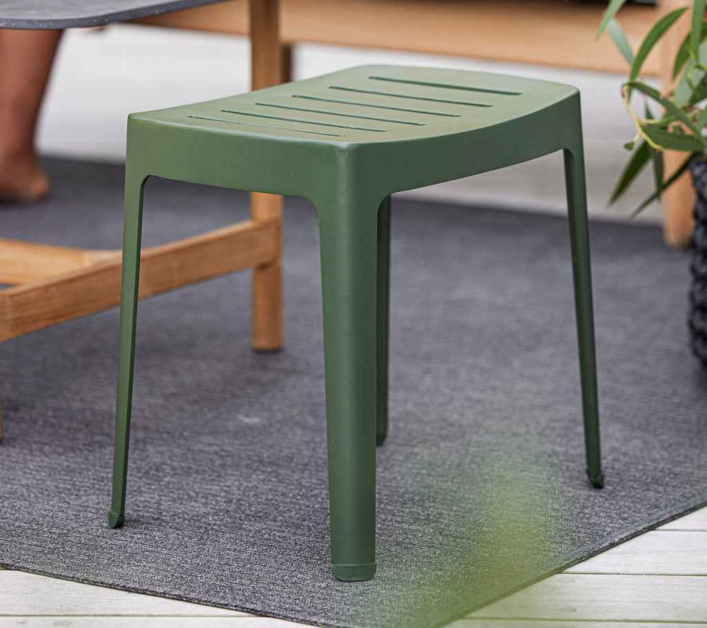 Cane-Line Cut Stool - Stackable