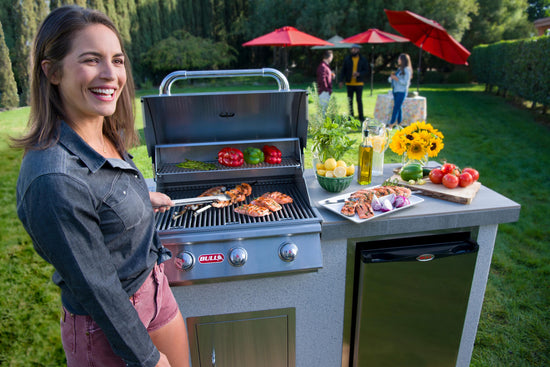 Bull BBQ 24" Steer Drop In Grill LP/NG - 3 Burner / 45,000 BTU's